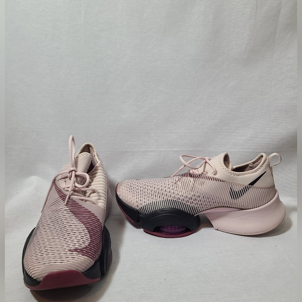 NIKE superrep shoes- Women's- size 9